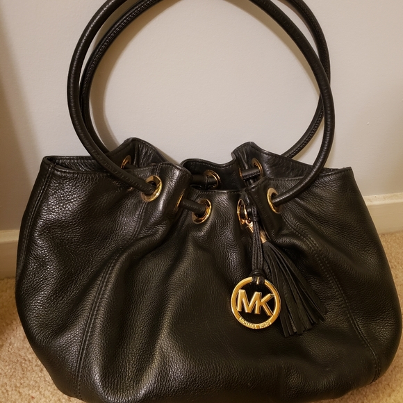 Purse - Picture 1 of 3